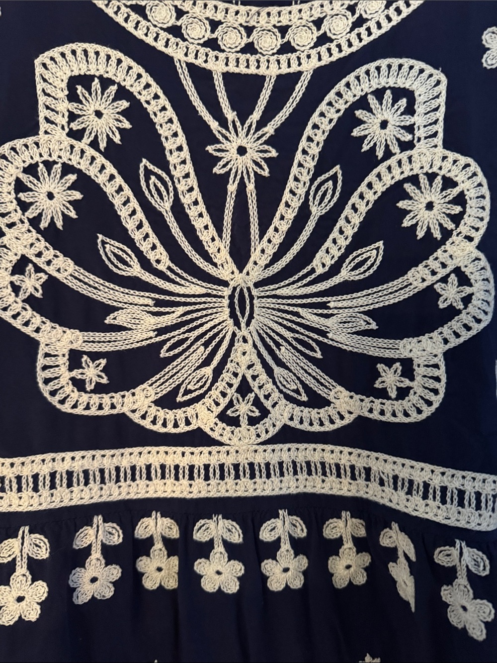 Ana & Rose Embroidered Navy Peasant Scalloped Top with Cream Lace Accents - Picture 3 of 6